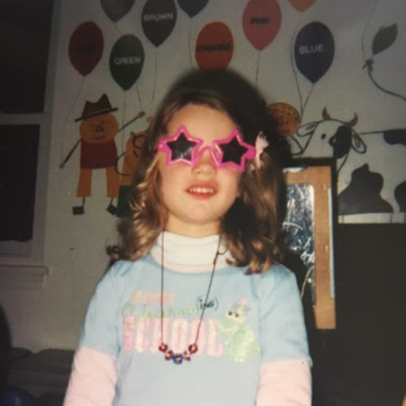 Meet your Posher, Cameryn - Picture 1 of 1